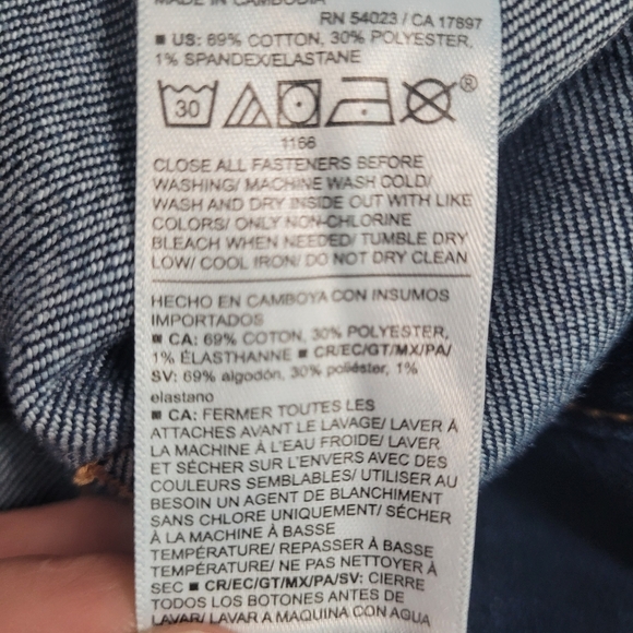 Old Navy High Rise Wow Flare Darkwash Jeans Women's Plus Size 18 Like New - Picture 5 of 8